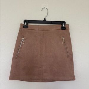 Forever 21 Mini/short Skirt with zipper pockets. Very soft!